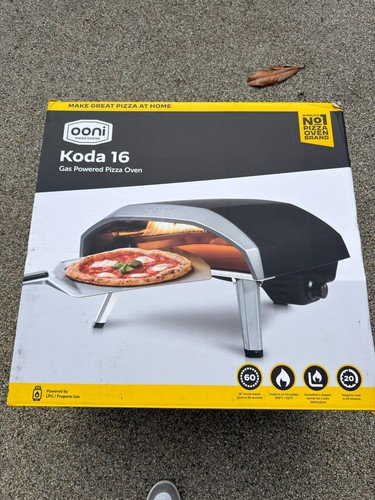 Ooni koda gas powered pizza - powered,